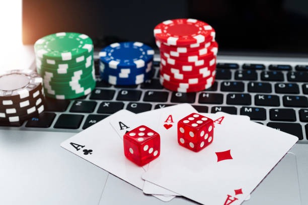 Live dealer blackjack table on abc123 showing dealer, cards, and live chat with players